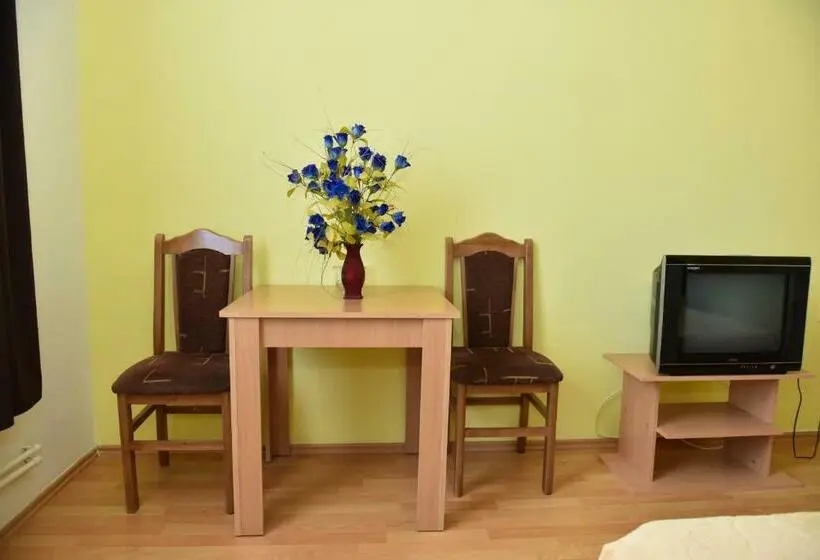 اتاق استاندارد یک نفره, Milkaza