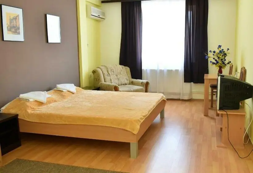 اتاق استاندارد یک نفره, Milkaza