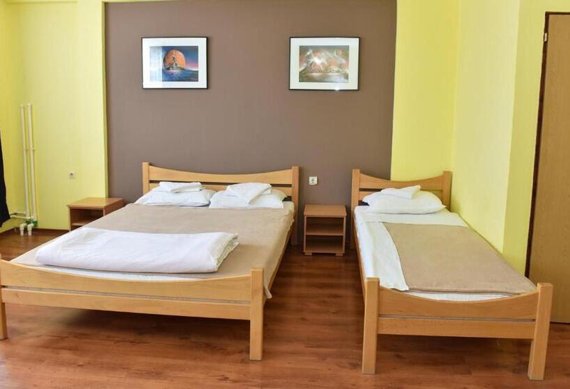 اتاق استاندارد, Milkaza