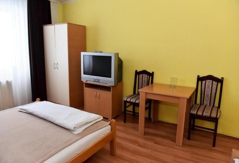 اتاق استاندارد, Milkaza