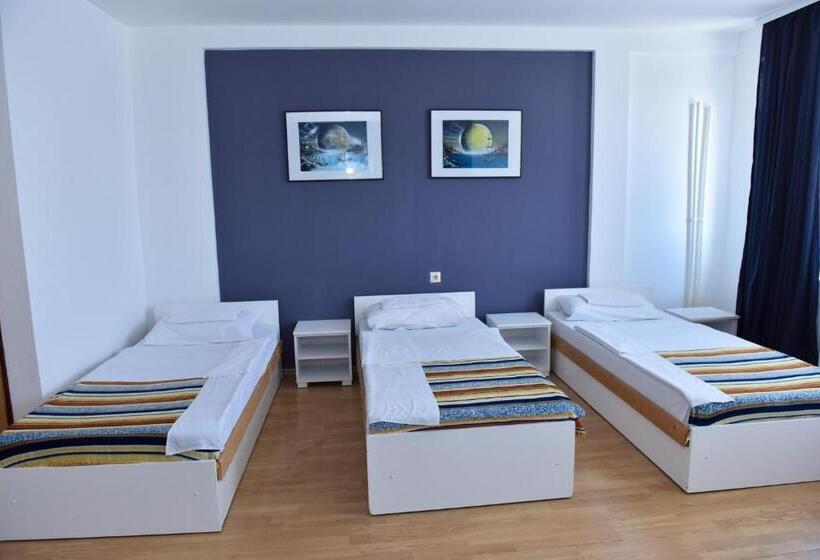 اتاق استاندارد چهار تخته, Milkaza