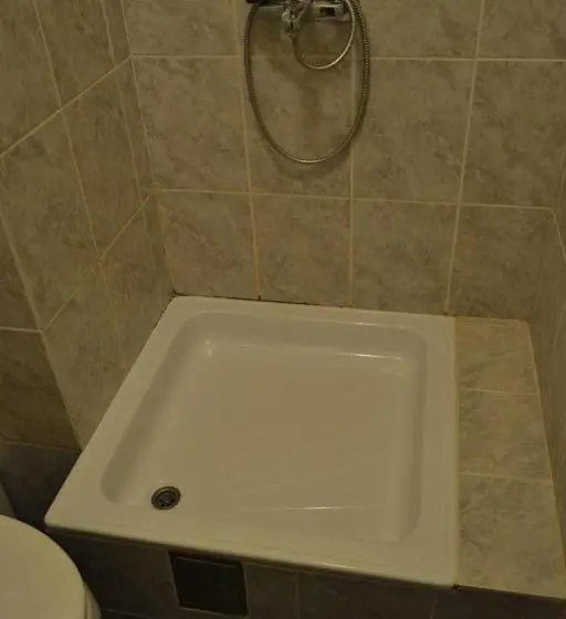 اتاق استاندارد, Milkaza