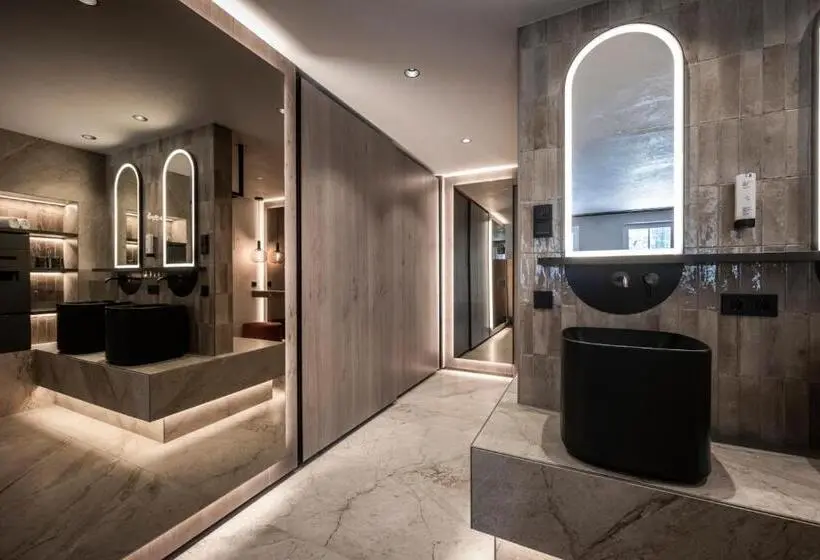 コンフォートルーム, Alpine Spa Resort Viktoria