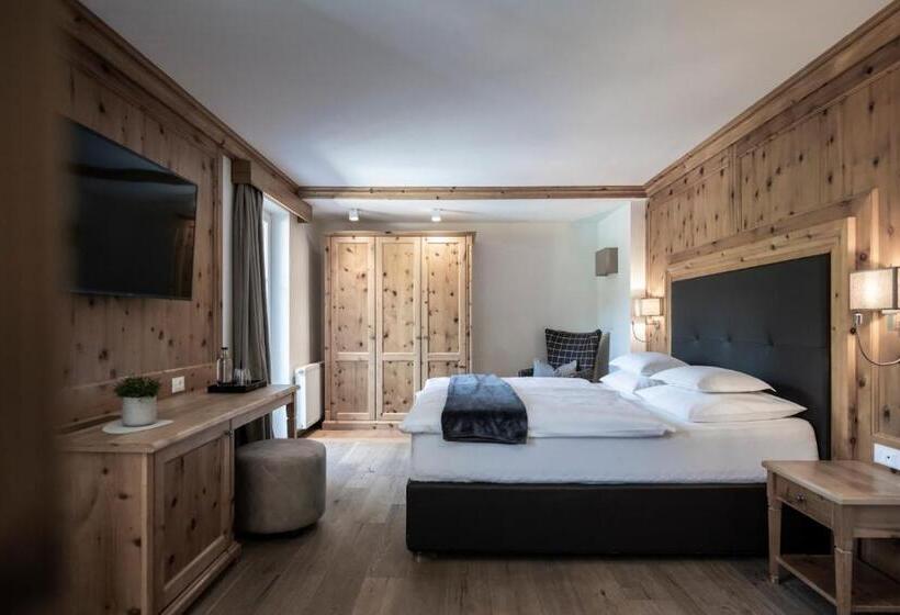 标准间带阳台, Alpine Spa Resort Viktoria