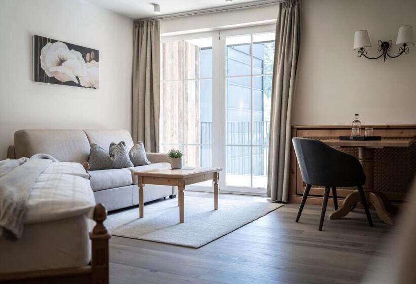 标准间带阳台, Alpine Spa Resort Viktoria