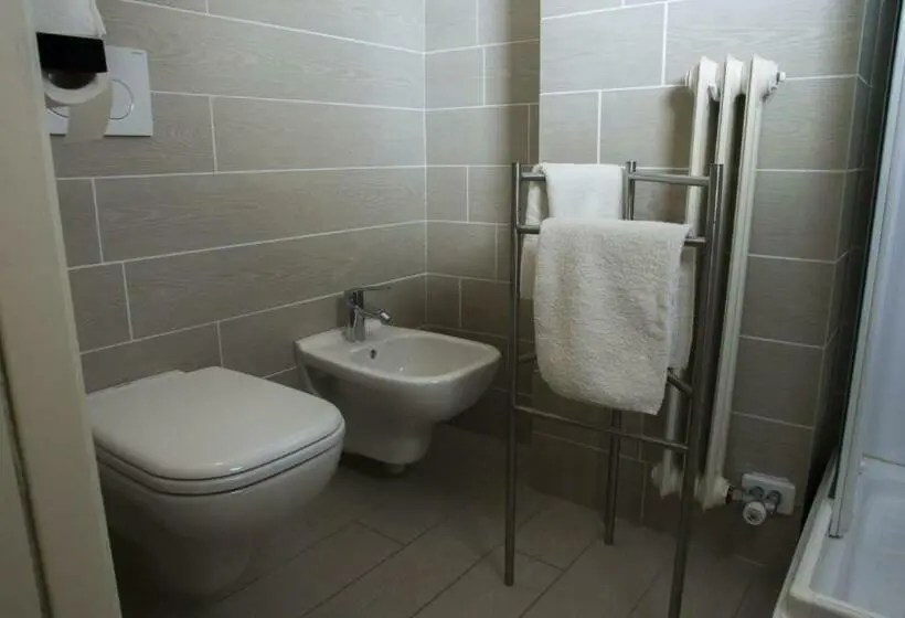 اتاق استاندارد, B&b Francolini