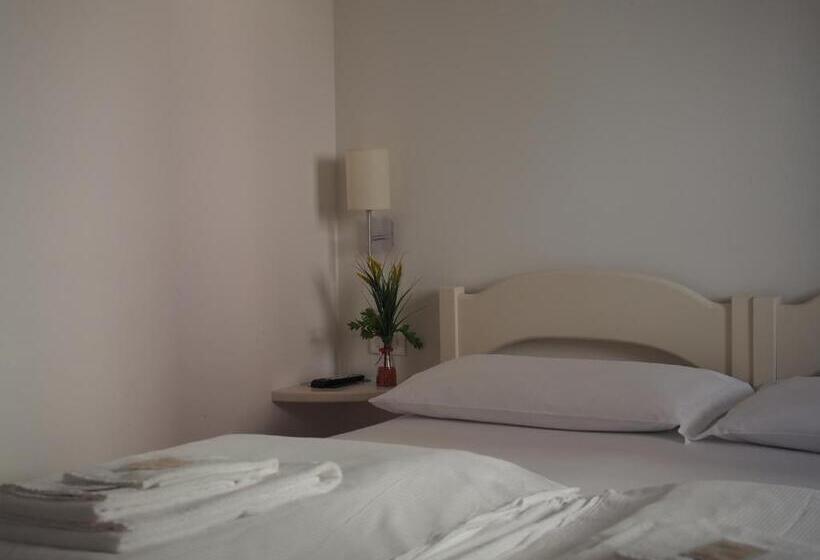 Номер Стандарт, B&b Francolini