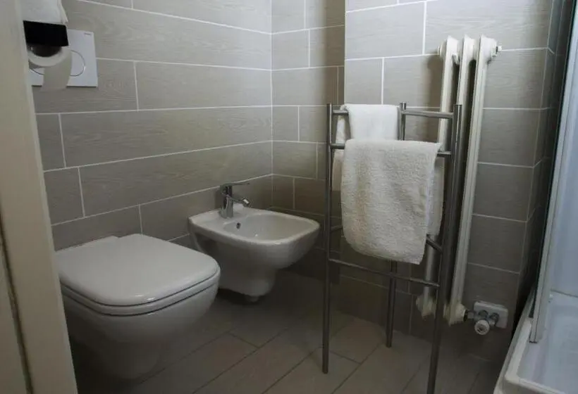 اتاق کلاسیک خانوادگی, B&b Francolini