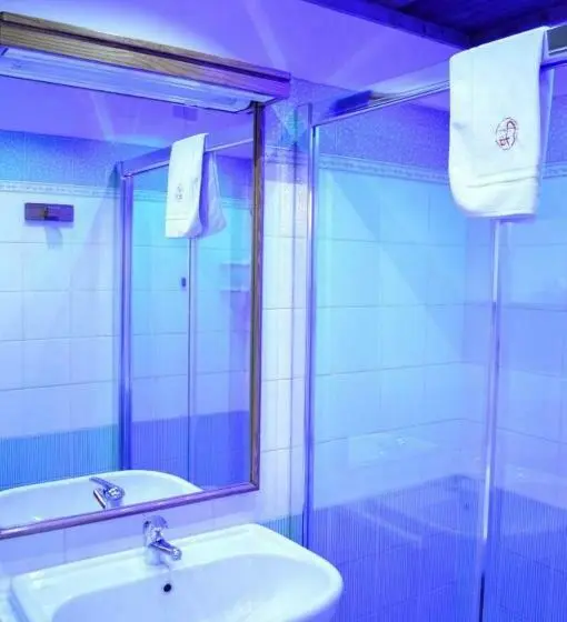 اتاق استاندارد یک نفره, Chateau Blanc