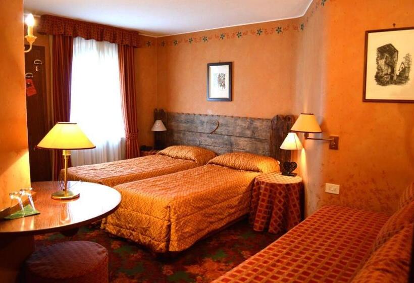 غرفة قياسية ثلاثية, Chateau Blanc