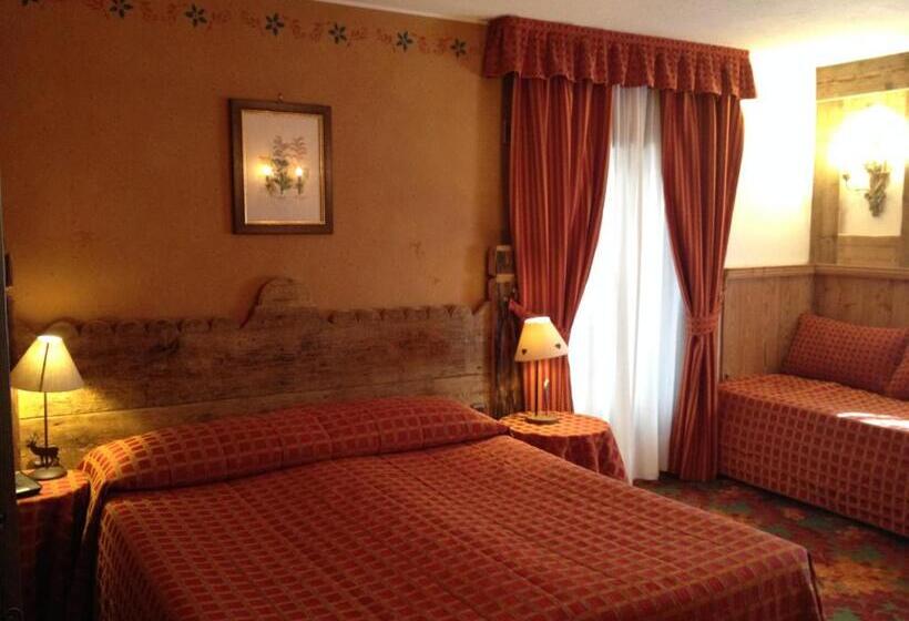 اتاق استاندارد سه نفره, Chateau Blanc