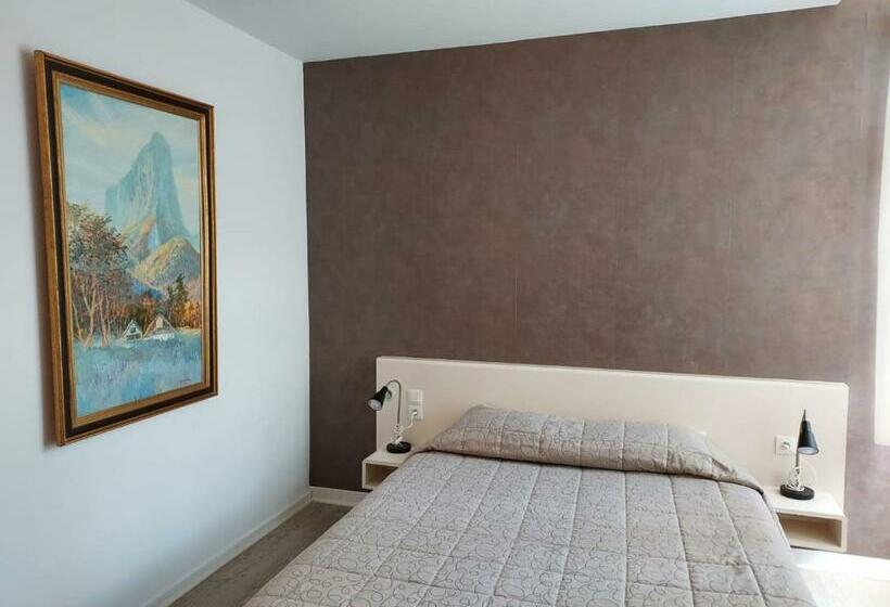 수피리어 룸, Château De Passières