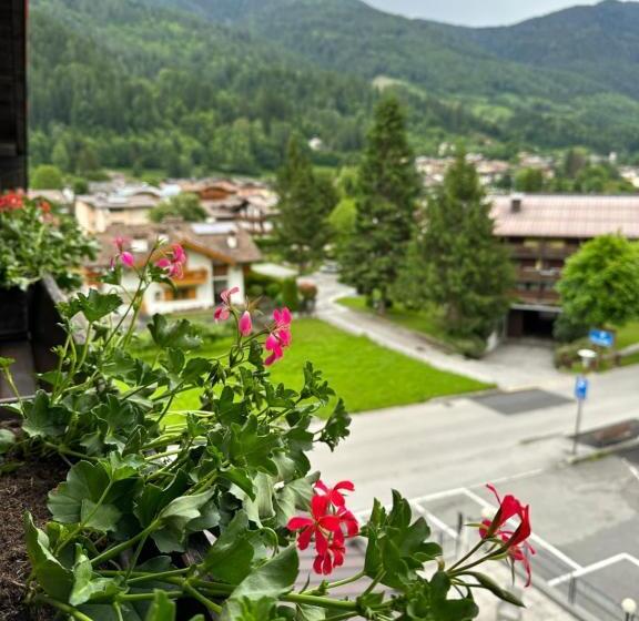 חדר סטנדרט יחיד, Ferrari