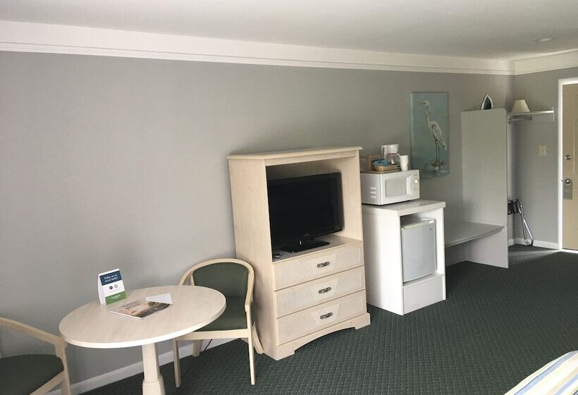 クイーンサイズベッドのスタンダードルーム, Glenmoor By The Sea