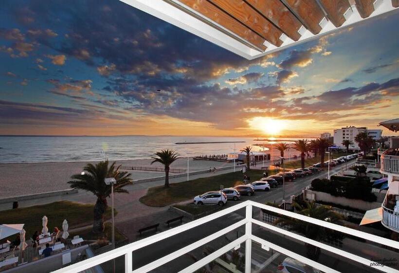 스탠다드 룸 바다 전망, Cafe Miramar