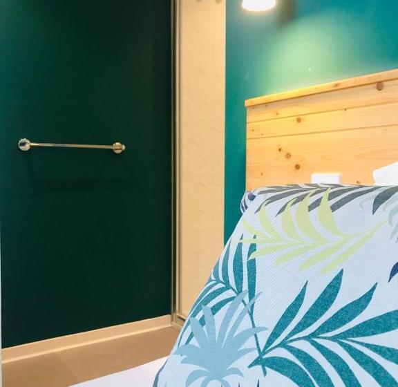 스탠다드 도시전망 룸, Cafe Miramar