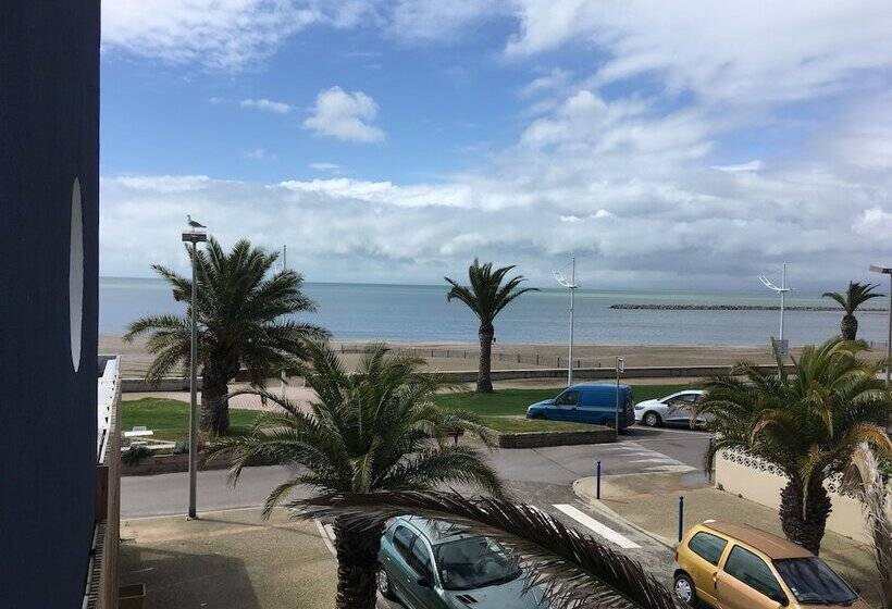 Номер Стандарт Боковой Вид на Море, Cafe Miramar