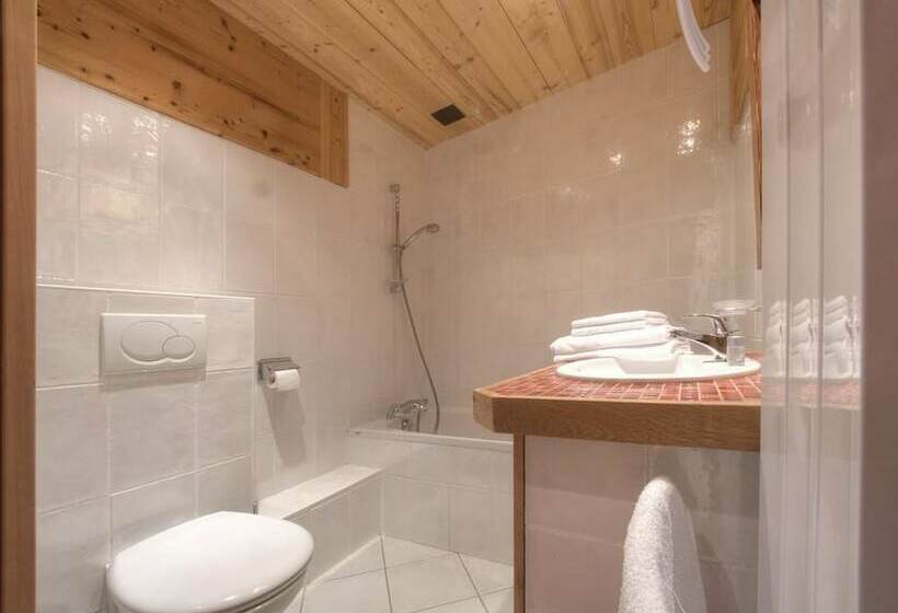 スタンダードトリプルルーム, Hôtel Spa L Oxygène