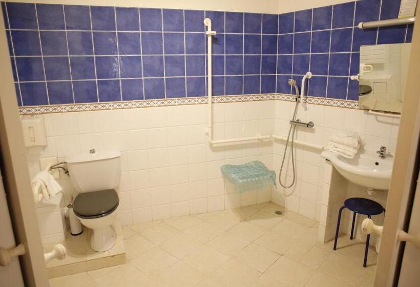 适合残疾人使用的标准间, Le Fangassier