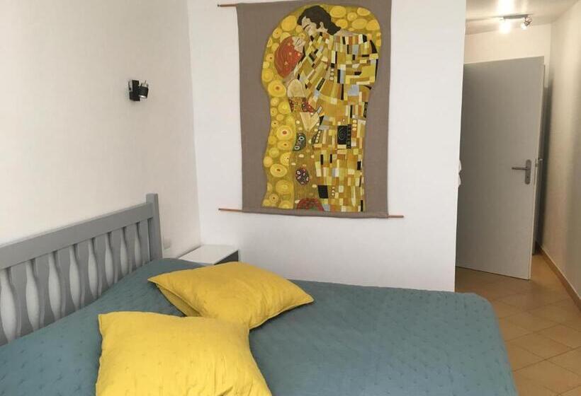 Comfort room with terrace, Le Fangassier