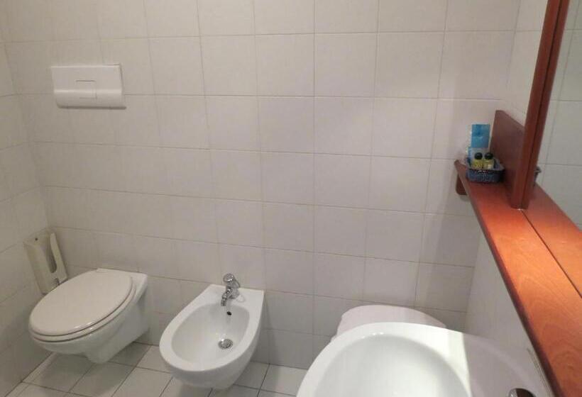 غرفة قياسية, Ristorante Fatur