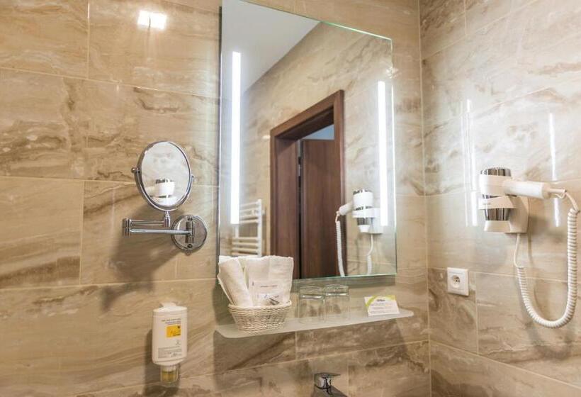 اتاق پریمیوم سه تخته, Thermalpark