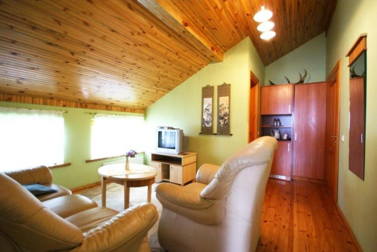سوئیت پنت هاوس, Vila Elvyra