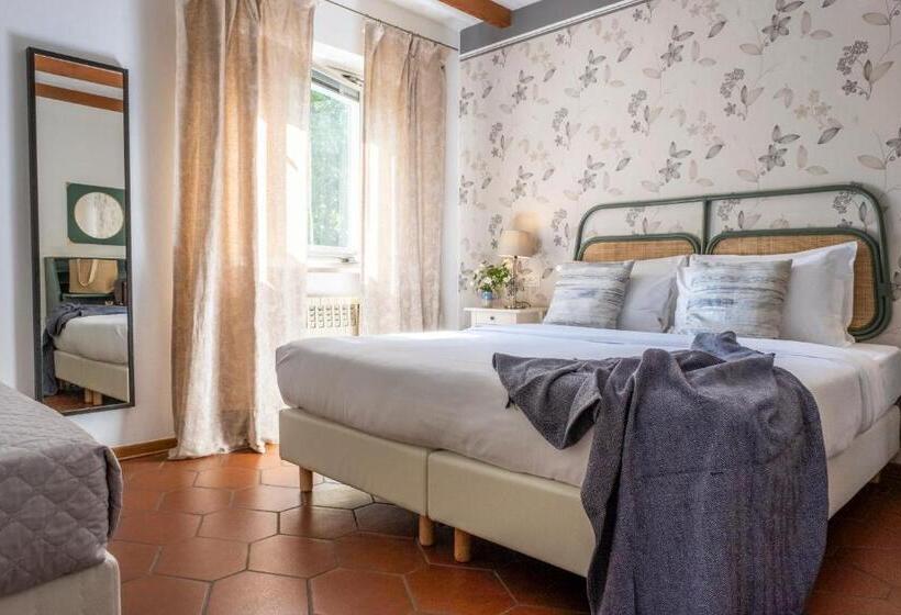 Superior Oda, Villa Borgo Duino