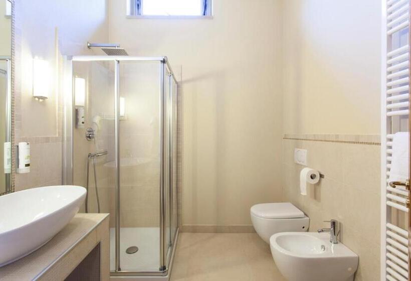 Superior Oda, Villa Borgo Duino