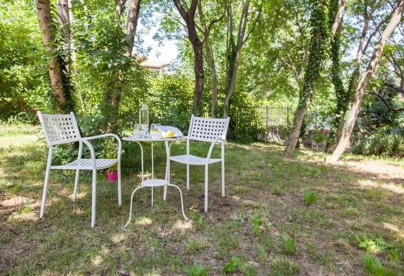 Balkonlu Delüks Oda, Villa Borgo Duino