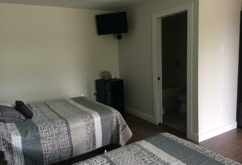 Номер Стандарт 2 Двуспальные Кровати, Motel And Camping Colibri