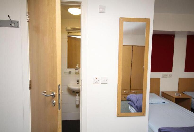 스탠다드 룸, Perth Youth Hostel And Apartments