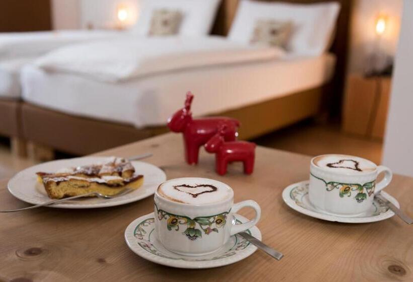Номер Комфорт, Small & Lovely Hotel Zaluna