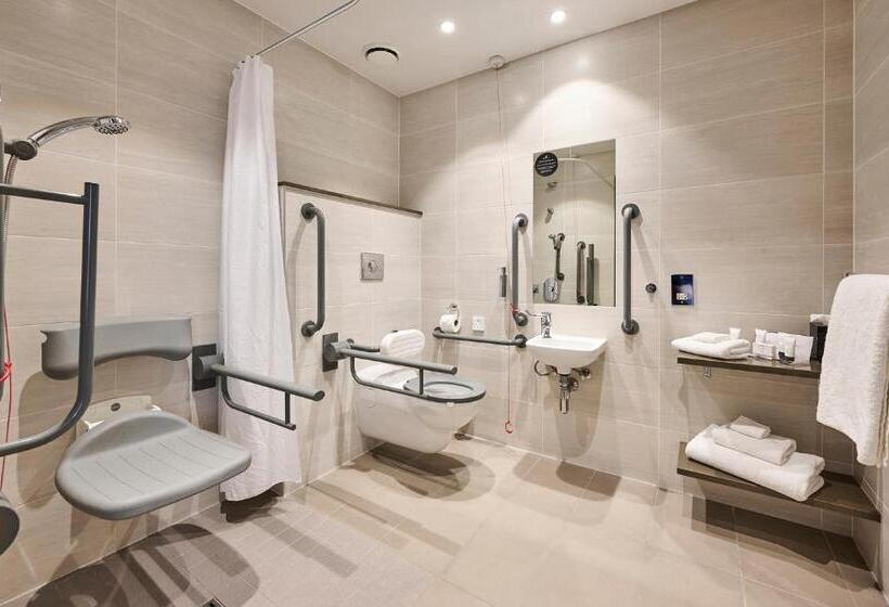 身障者適用スタンダードルーム, Genting Hotel & Spa At Resorts World Birmingham