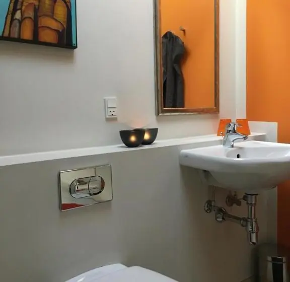 バルコニー付きスタンダードルーム, Heltoften Bed & Breakfast