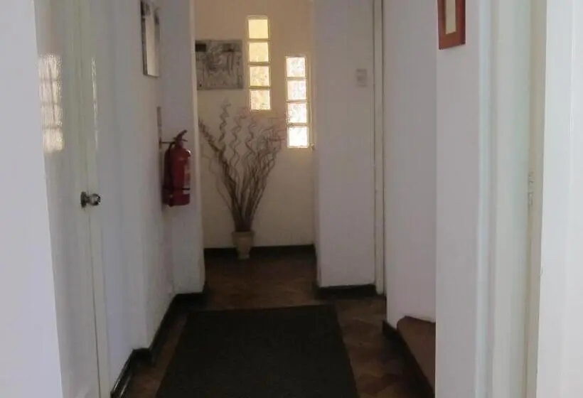 اتاق عادی, 7 Norte