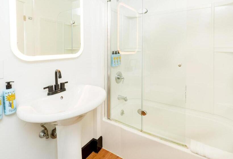 شقة غرفة واحدة, Aqua By American Beech   Adults Only