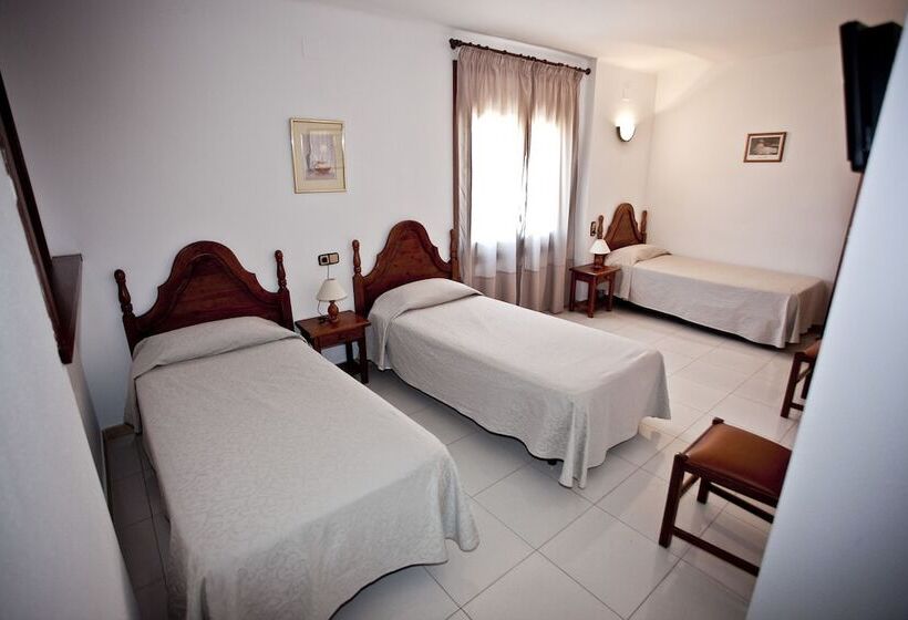 스탠다드 트리플 룸, Beri