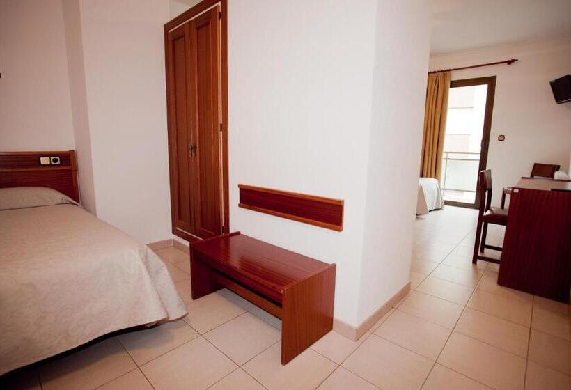 스탠다드 트리플 룸, Beri