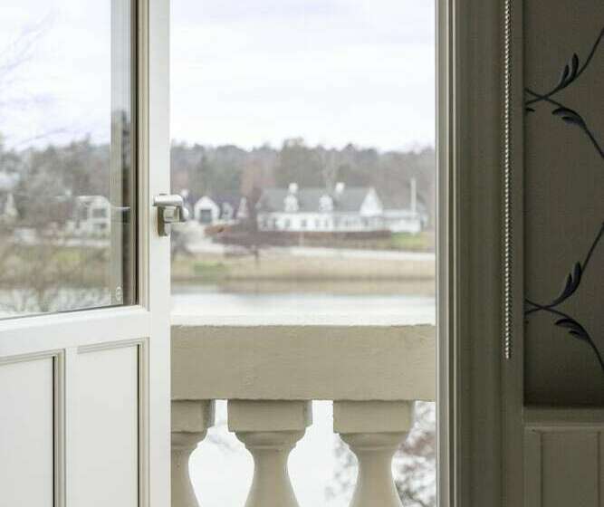 اتاق لوکس, Bretagne