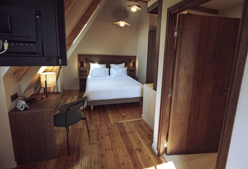 غرفة ديلوكس, Chateau De Razay