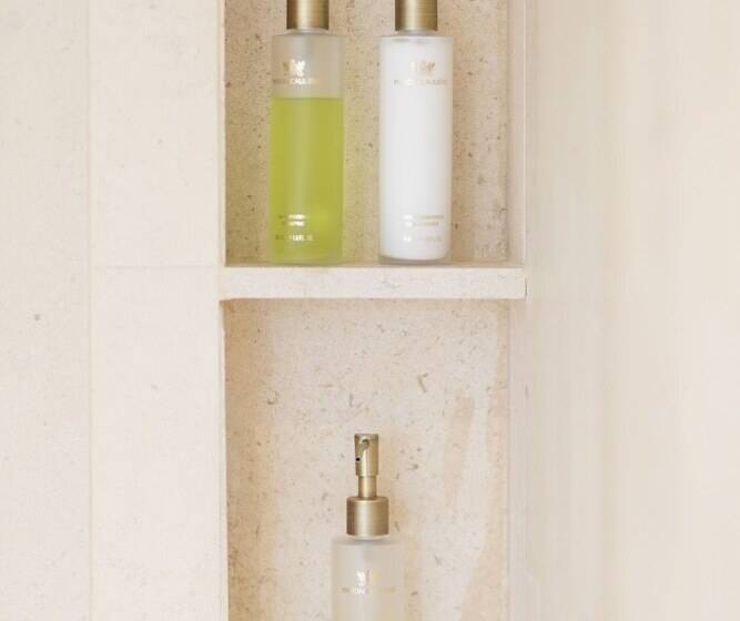 غرفة قياسية, Chateau De Razay