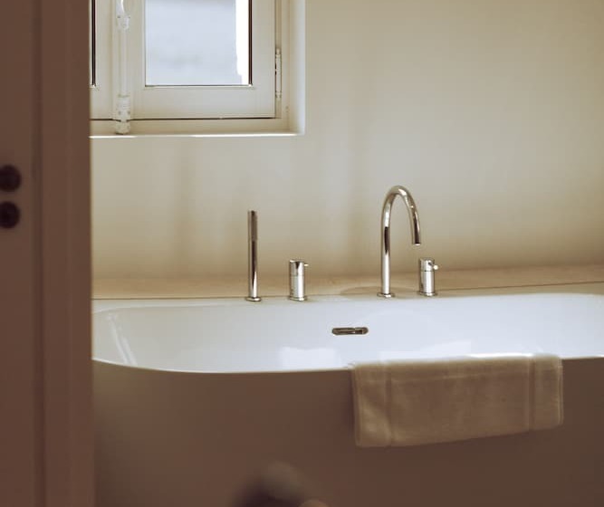 غرفة قياسية, Chateau De Razay