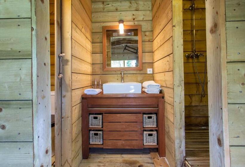 شاليه غرفة نوم واحدة, Chateau De Razay