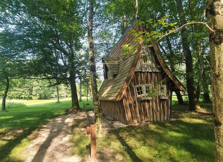 منزل غرفة نوم واحدة, Chateau De Razay