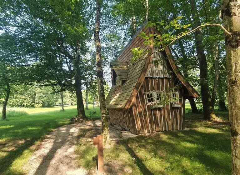 １ベッドルームハウス, Chateau De Razay