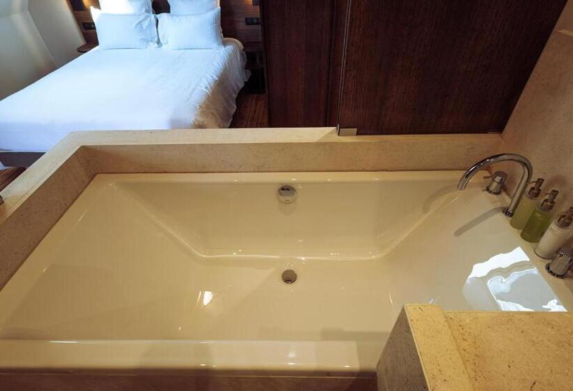 Номер Deluxe, Chateau De Razay