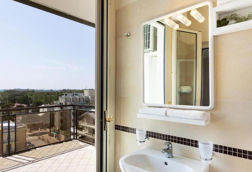 Номер Superior, Constellation