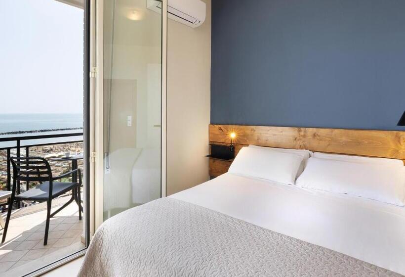 Номер Superior Вид на Море, Constellation