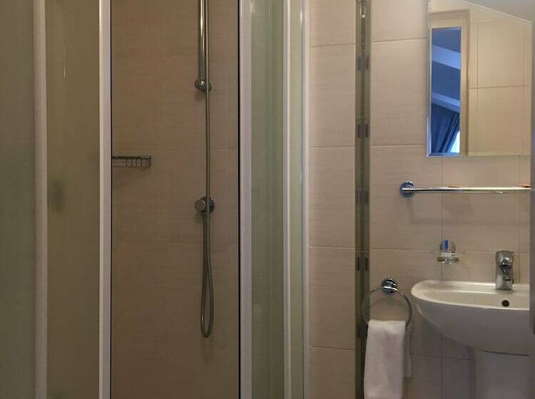 스탠다드 룸, Crystal